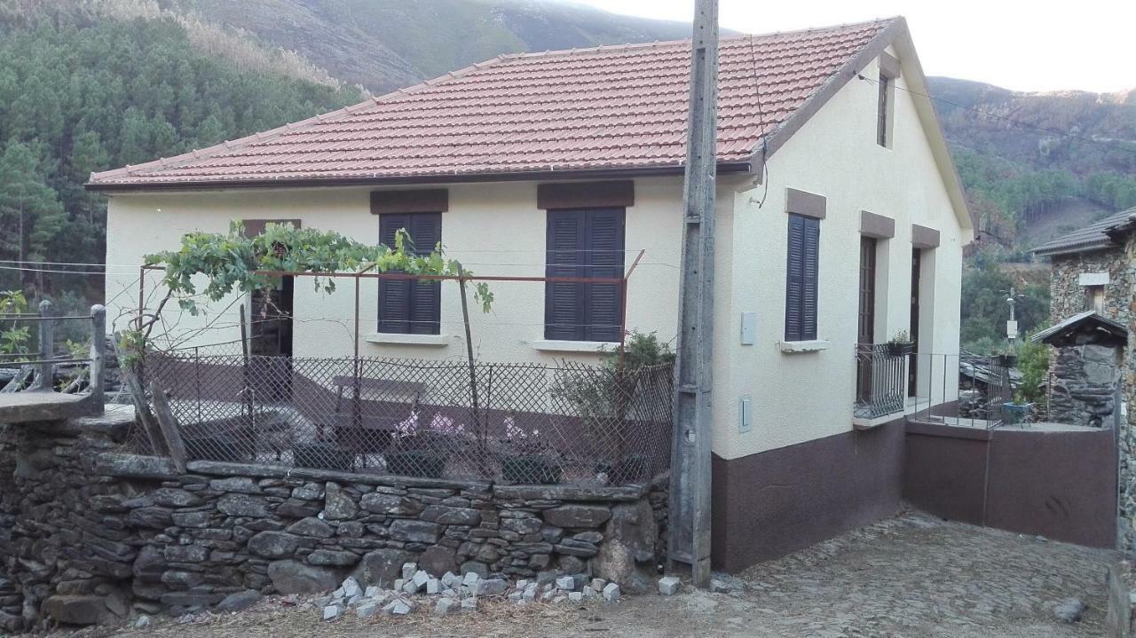 Casa Bernaldo Apartment Covas do Monte Luaran gambar